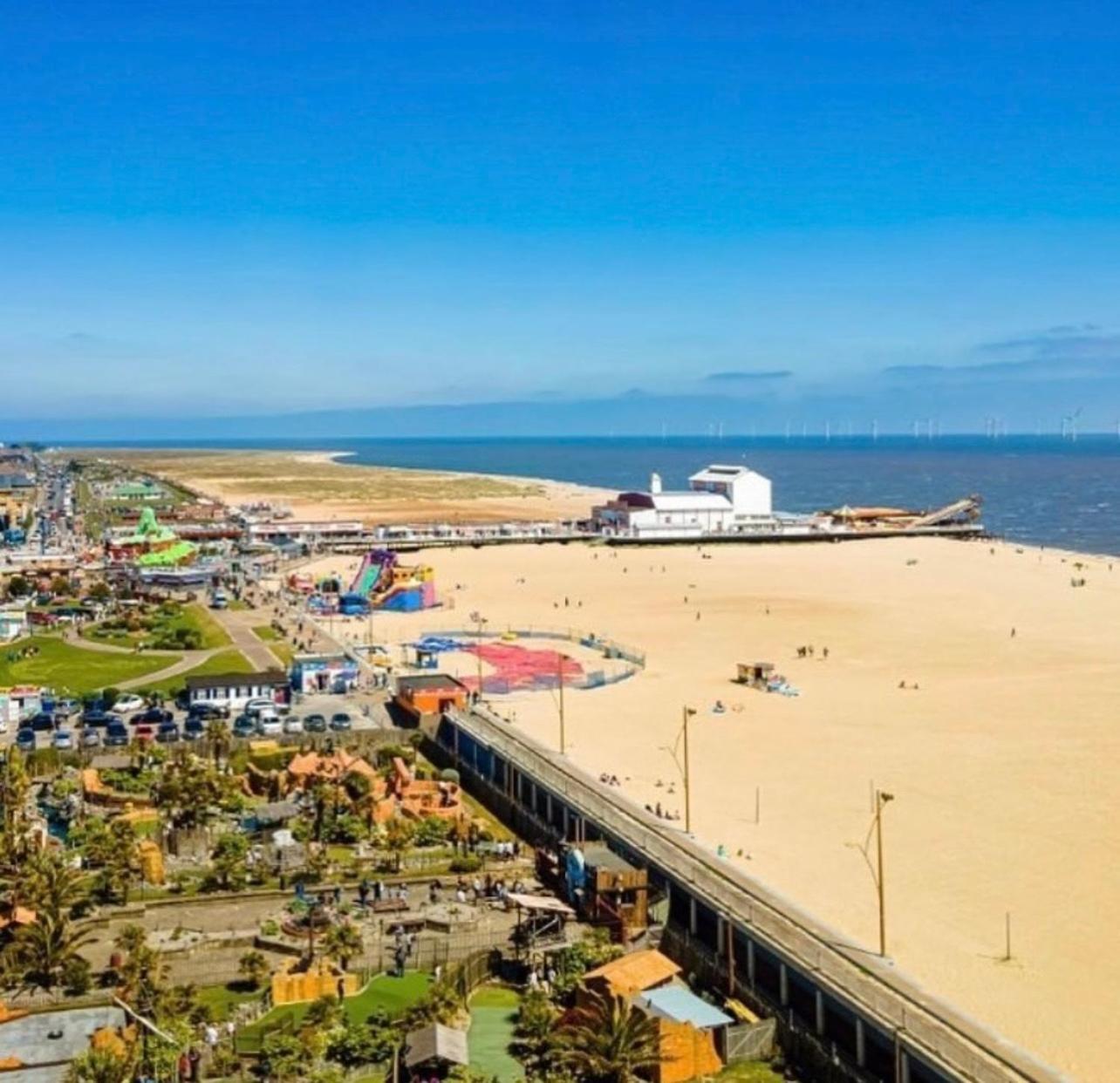 Hotel Of Wizardry Great Yarmouth Buitenkant foto